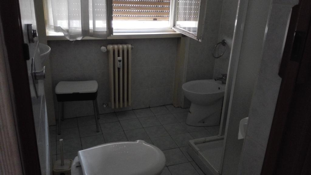 Hotel Mira Varese Oda fotoğraf